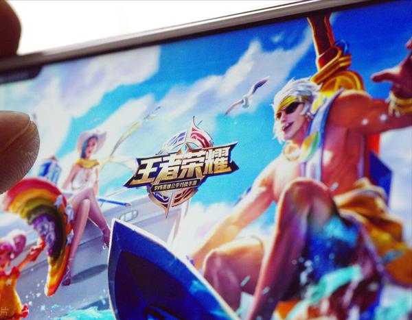 英雄联盟为什么画面变大 电脑上玩英雄联盟画面太大怎么调?